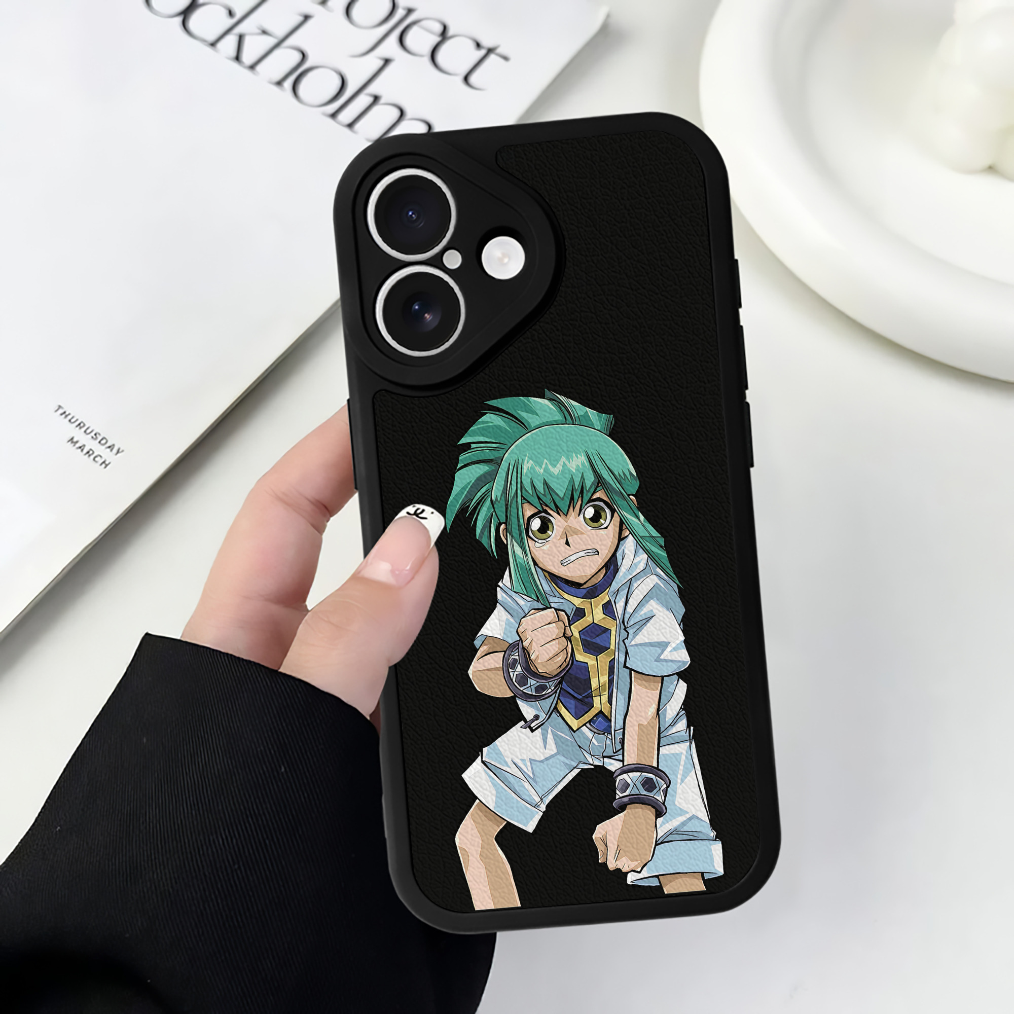 遊☆戯☆王 Yu-Gi-Oh! 【iPhone 16シリーズ対応】シリコンスマホケース（レザー調） 材質：シリコン